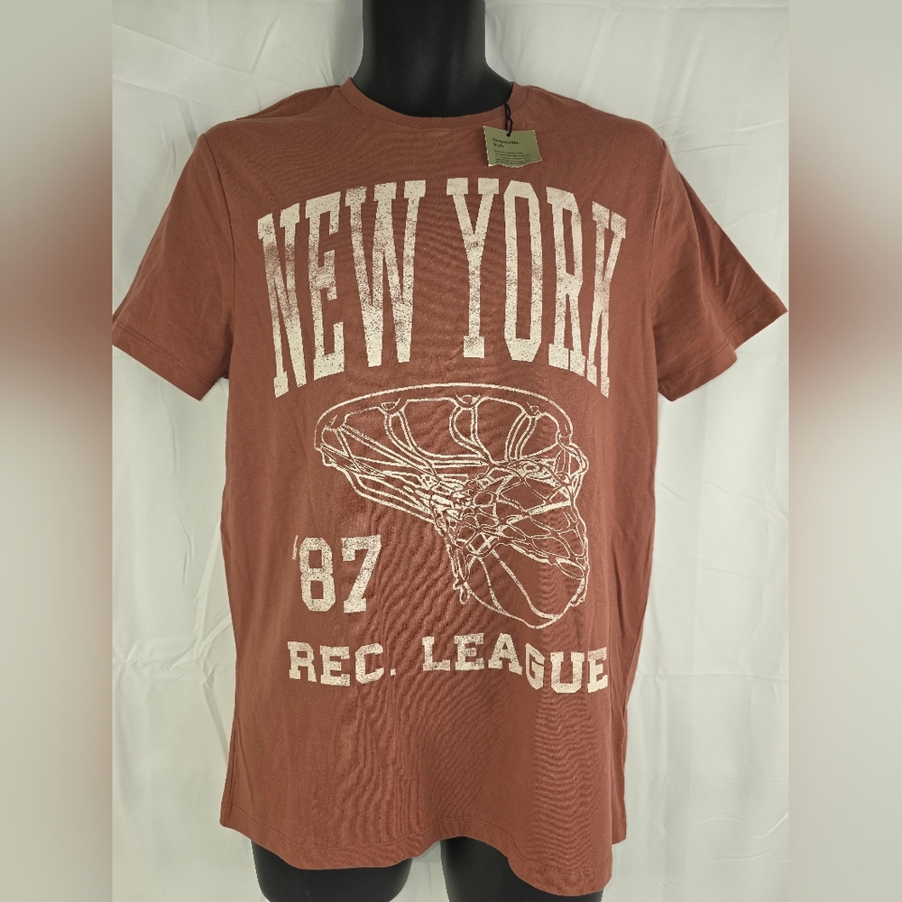 Goodfellow & Co New York Basketball Graphic T-Shirt Size Medium NWT B-2507